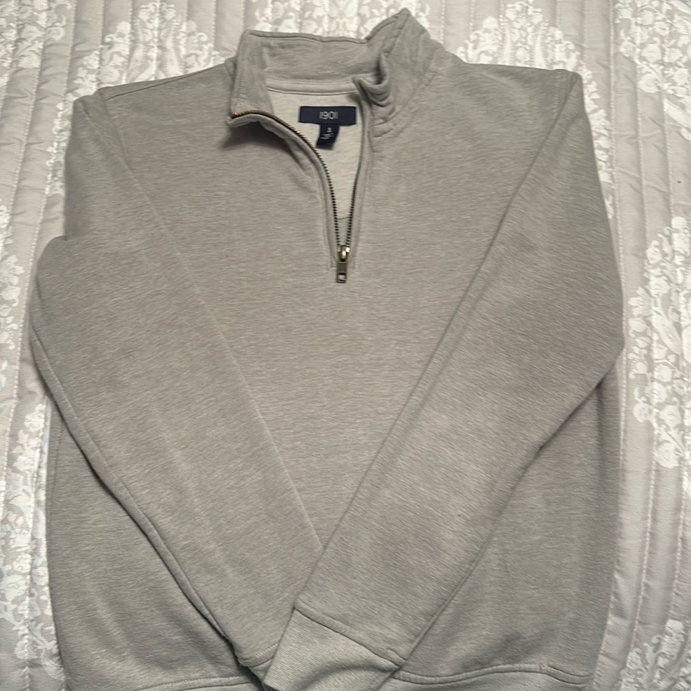 Boys gray quarter zip shirt